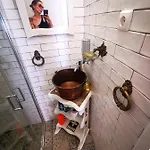דירה Charming Portuguese Style Apartment, For Rent 