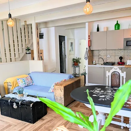 'gaivota' Charming Portuguese Style For Rent 'vida A Portuguesa', Local *