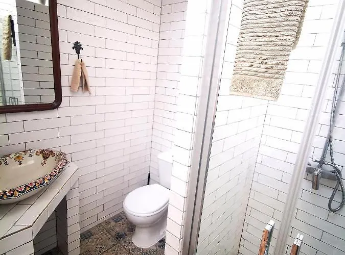 Charming Portuguese Style Apartment, For Rent Vida à Portuguesa, Gaivota Local
