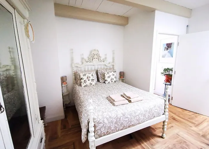 Charming Portuguese Style Apartment, For Rent Vida à Portuguesa, Gaivota Local *