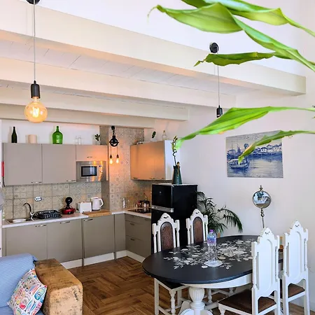 아파트 'gaivota' Charming Portuguese Style For Rent 'vida A Portuguesa', Local