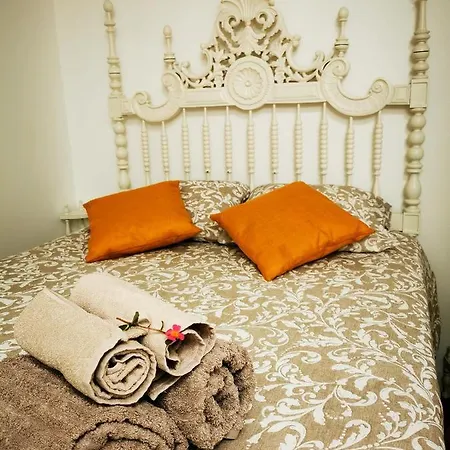アパート Charming Portuguese Style Apartment, For Rent 